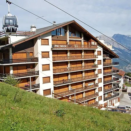 Apartment Perce-neige 17 *